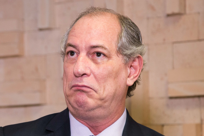 Juíza de São Paulo autoriza penhora de carro do ex-ministro Ciro Gomes (PDT)