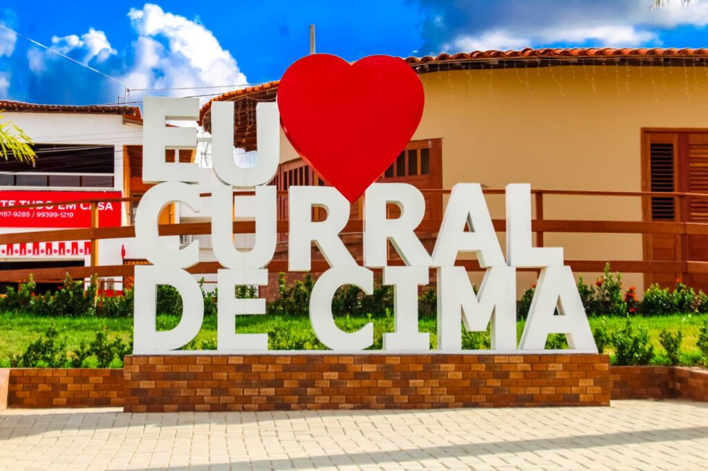 Praça Central de Curral de Cima – Foto: Reprodução