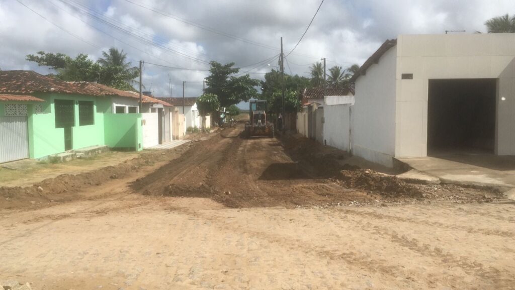 Obras de pavimentação iniciadas no popular Conjuntinho, no Centro de Marcação - Foto: Divulgação