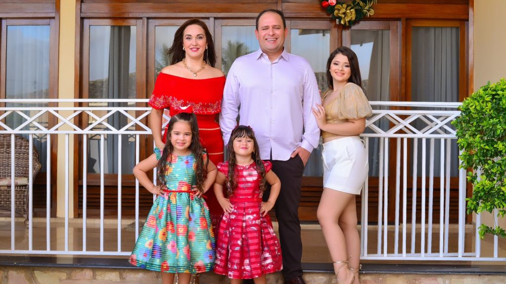 Eduardo Brito e família - Foto: Divulgação