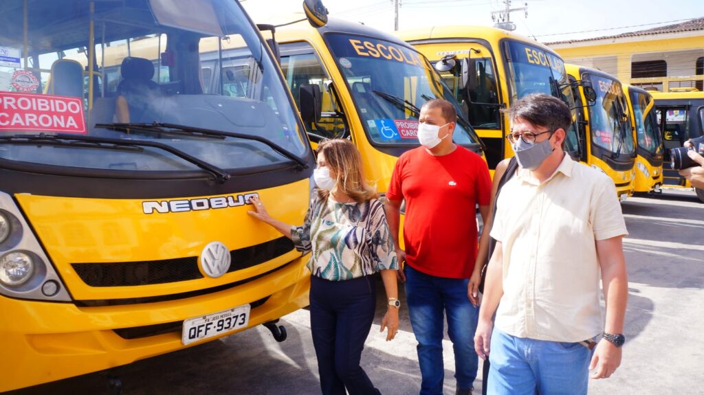 Eunice esteve acompanhada de secretários e equipe de governo - Foto: Divulgação