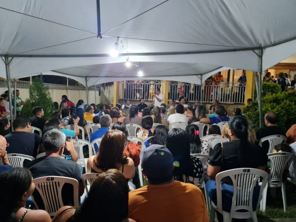 Encontro reuniu representantes religiosos de igrejas evangélicas e da igreja católica - Foto: Reprodução