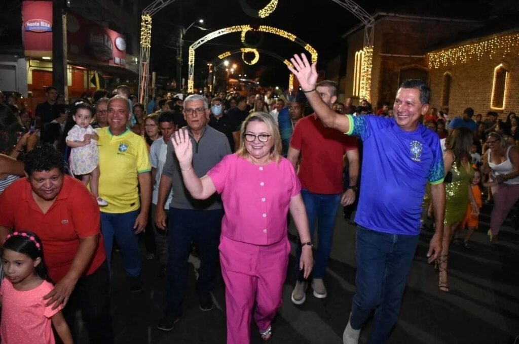 Gestora esteve acompanhada por autoridades e correligionários – Foto: Assessoria
