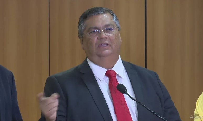 O ministro da Justiça, Flávio Dino, deu entrevista coletiva sobre os atos terroristas em Brasília - Foto: Reprodução