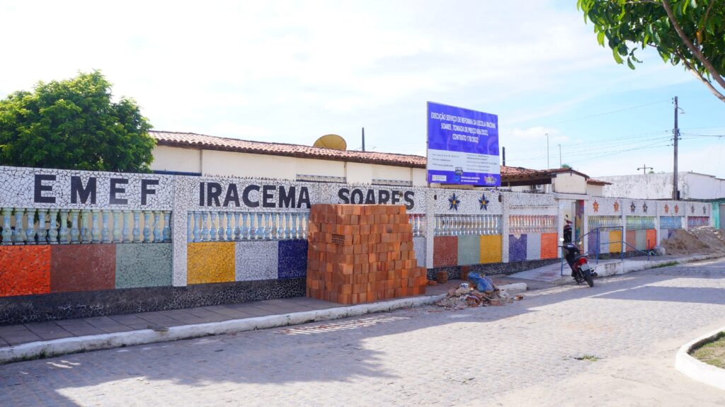 Escola Iracema Soares é uma das que estão recebendo trabalho de reestruturação - Foto: Divulgação