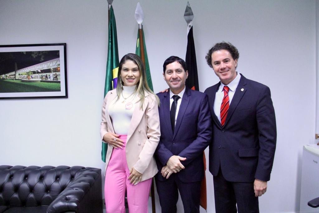 Prefeito Helhinho em audiência com o senador Veneziano Vital - Foto: Reprodução/redes sociais