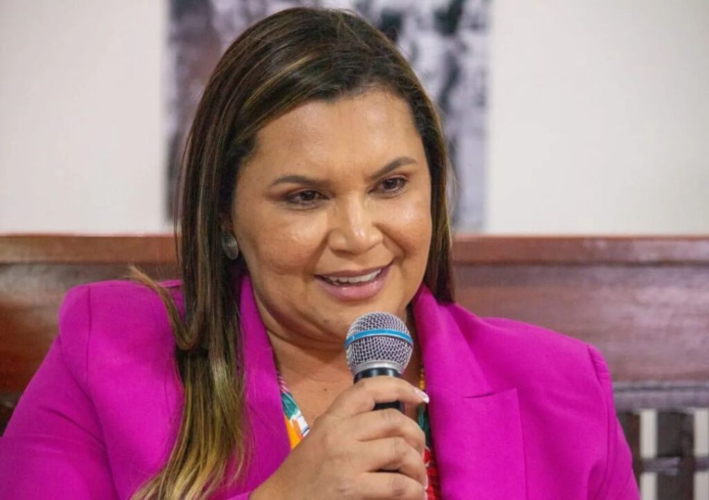 Ex-prefeita de Itapororoca, Elissandra Brito — Foto: Reprodução/internet
