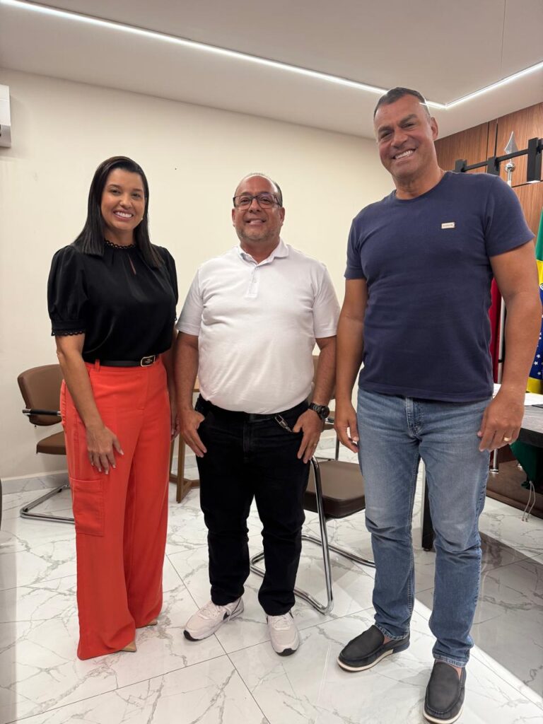Denise Ribeiro, o vereador Crisanto Segundo e o prefeito Major Sidnei, respectivamente - Foto: Divulgação