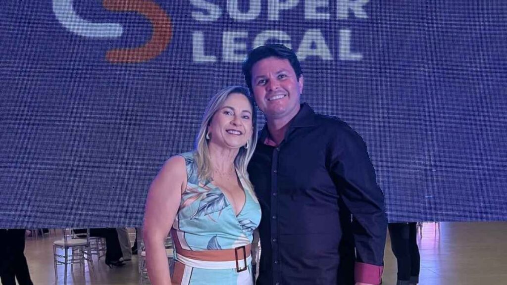 Casal de empreendedores Judith Azevedo e Flávio Pereira
