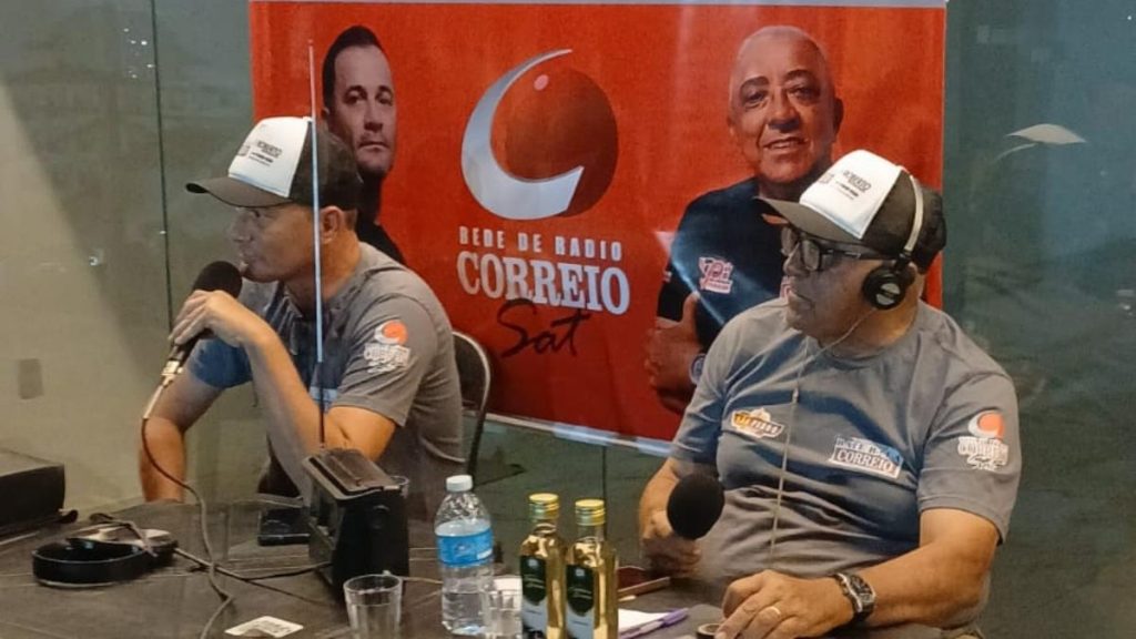 Bate Bola na Correio, sob o comando de Adelto Cavalcante e Eudes Morais — Foto: Reprodução