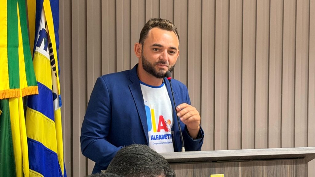 Prefeito Adjamir Souza