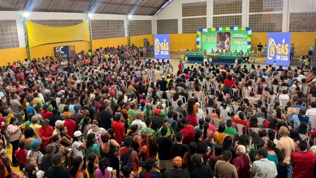 Lançamento do Programa ‘Gás em Casa’ ocorreu no Ginásio “O Lourenção” — Foto: Redes Sociais