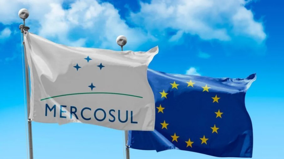 Bandeiras do Mercosul e da União Europeia — Foto: Reprodução/Camex