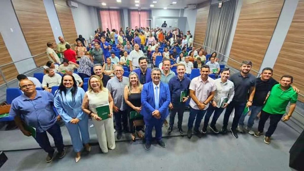 Encontro reuniu gestores de municípios paraibanos — Foto: Reprodução/Redes Sociais