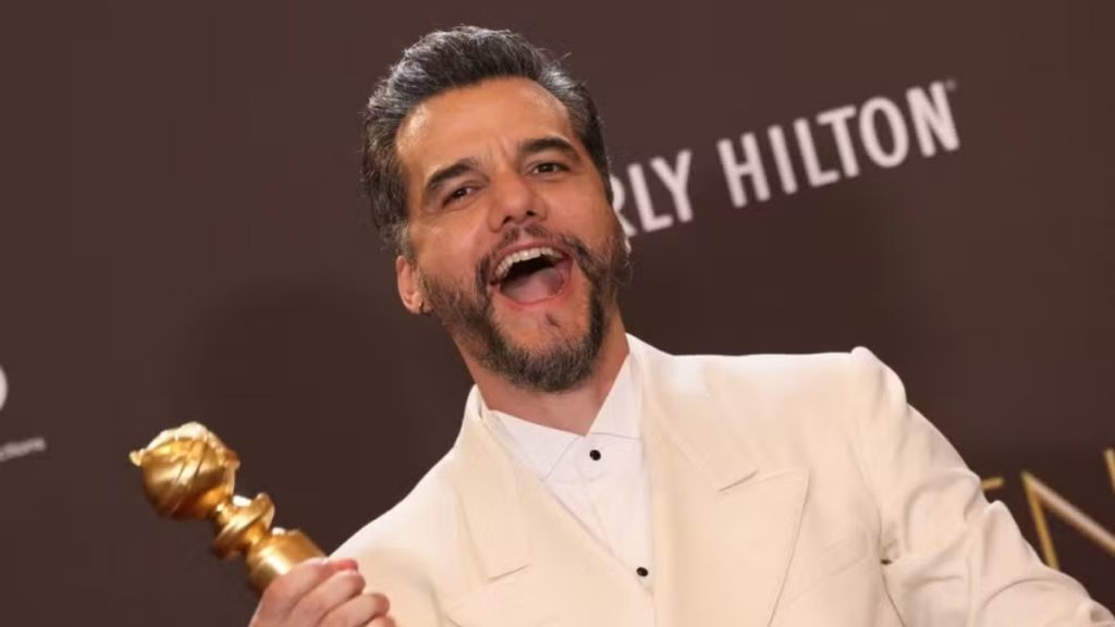 Wagner Moura no Globo de Ouro — Foto: Etienne Laurent / AFP
