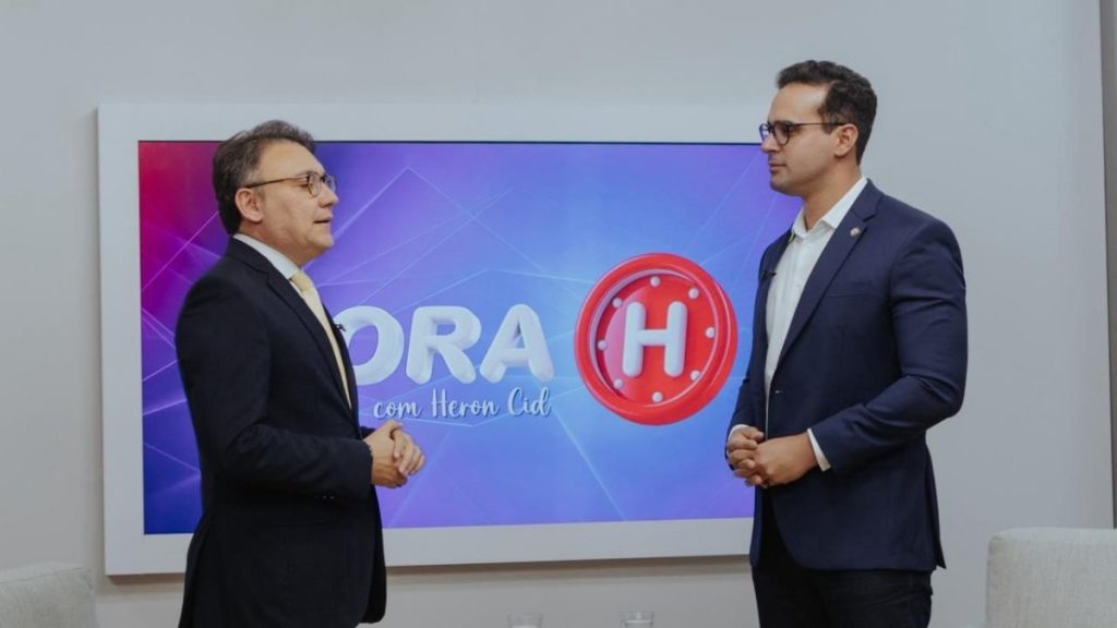 Heron Cid entrevistando Lucas Ribeiro — Foto: Divulgação