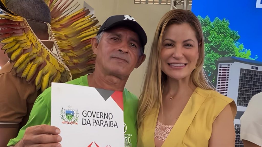 Danielle do Vale também ressaltou sua participação na luta pela regularização fundiária em Rio Tinto — Foto: Divulgação