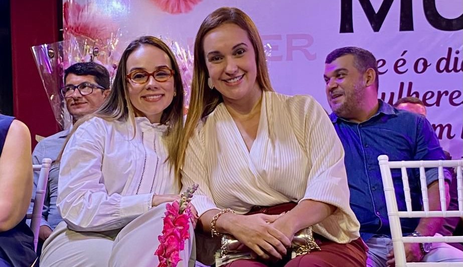 Isaurina e a primeira-dama Camila Mariz – Foto: Reprodução/assessoria