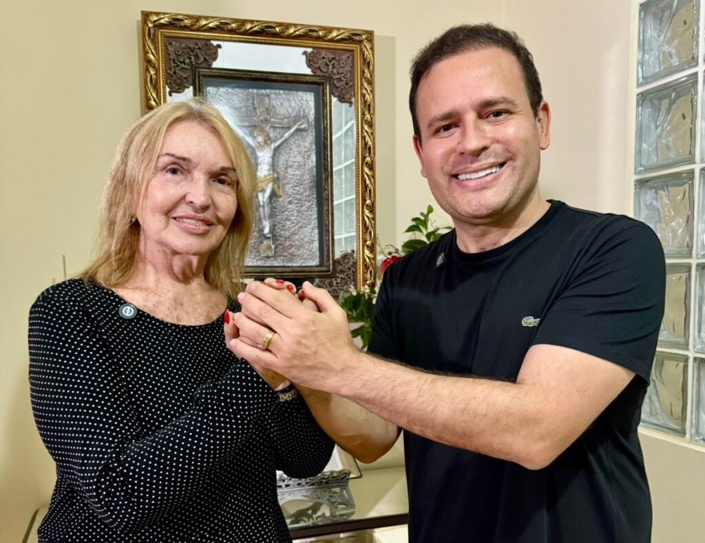 Eduardo e a vereadora Emília Brandão durante anúncio de aliança política – Foto: Assessoria
