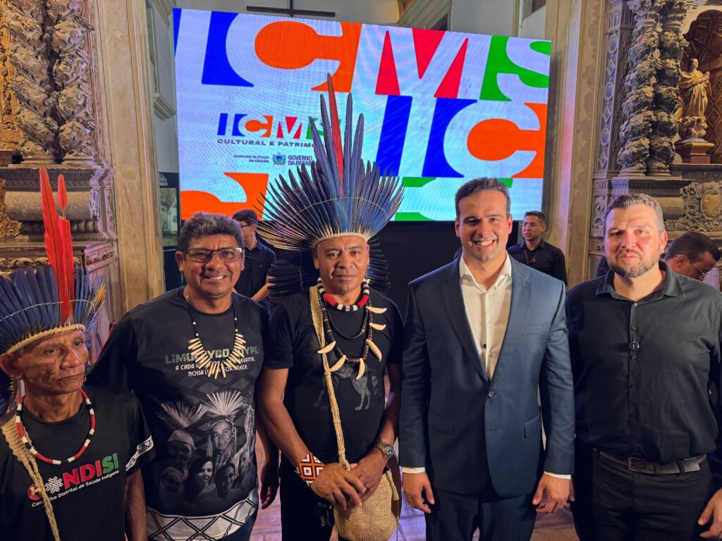 Liderança indígena potiguara, cacique Sandro participa de evento cultural no Centro Cultural São Francisco, na capital paraibana. - Foto: Assessoria