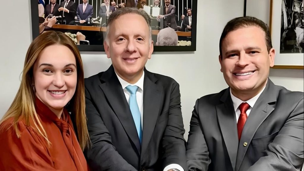 Eduardo esteve acompanhado da esposa Isaurina Meireles — Foto: Redes Sociais