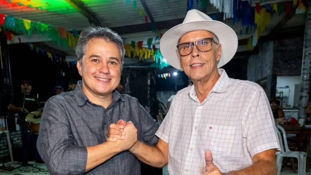 Efraim Filho e Ariano Fernandes. — Foto: Divulgação