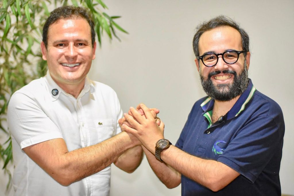 Eduardo durante encontro político com Renan Furtado – Foto: Assessoria