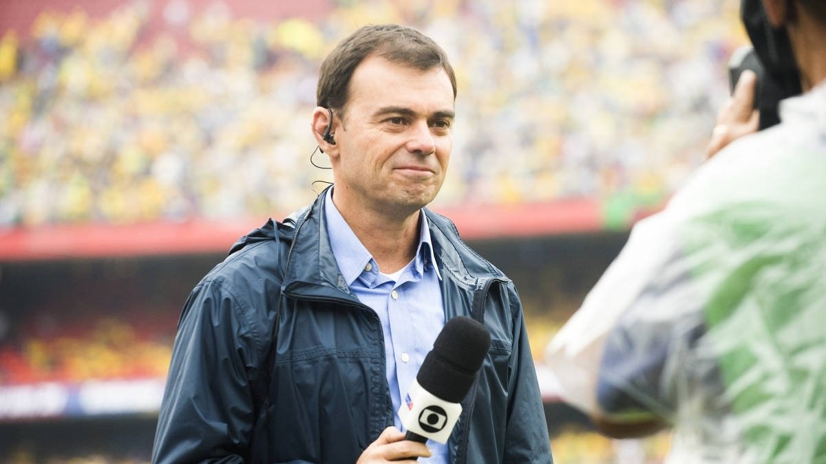 Tino Marcos comanda programa de Copa ao lado de Adnet no Porta dos Fundos. — Foto: João Miguel Júnior/Globo