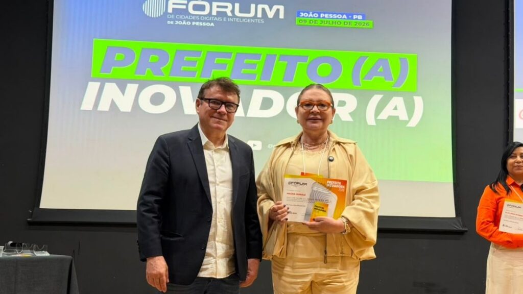 Prefeita Magna Gerbasi conquista, pelo segundo ano consecutivo, o Prêmio Prefeita Inovadora. — Foto: Divulgação