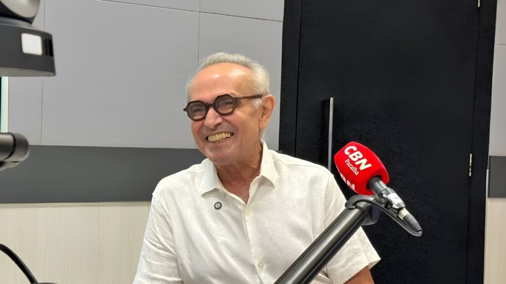 Cícero Lucena (MDB), pré-candidato ao governo da Paraíba nas Eleições 2026, na Sabatina da CBN. — Foto: Luana Silva