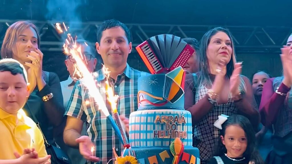 Helhinho Souza celebra aniversário com grande Arraiá e reúne lideranças em Cuité de Mamanguape. — Foto: Reprodução