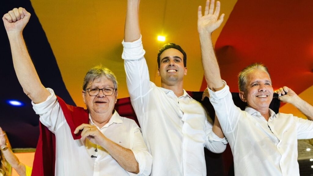 João Azevêdo, Lucas Ribeiro e Nabor Wanderley — Foto: Divulgação