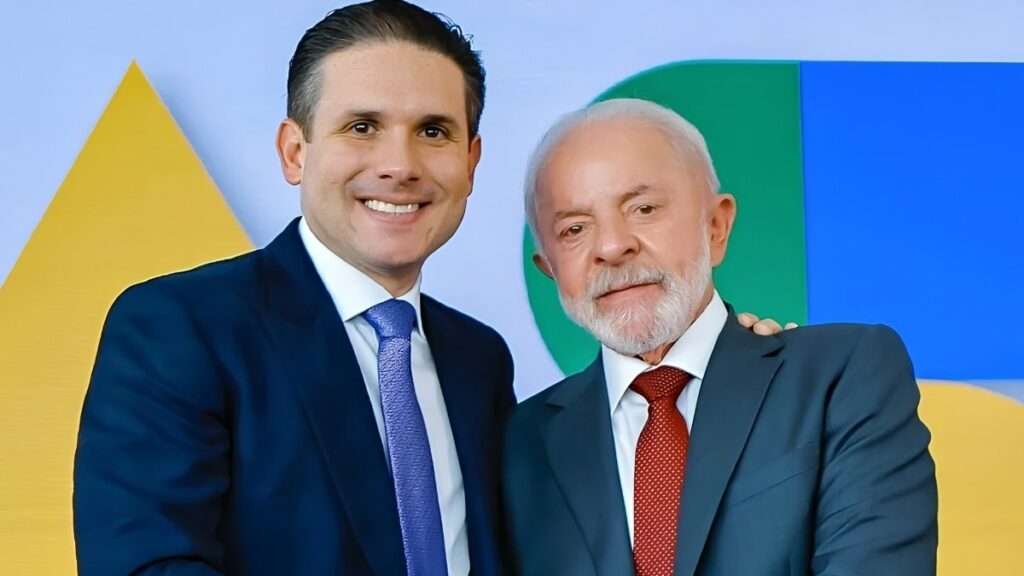 Hugo Motta e Lula — Foto: Ricardo Stuckert/PR