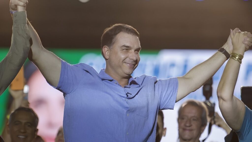 Flávio Bolsonaro — Foto: Sérgio Lima/Poder360