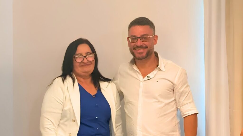 Pedro Coutinho e Lenilda Pereira, candidatos a governador e vice pelo DC. — Foto: Zuila David / TV Cabo Branco