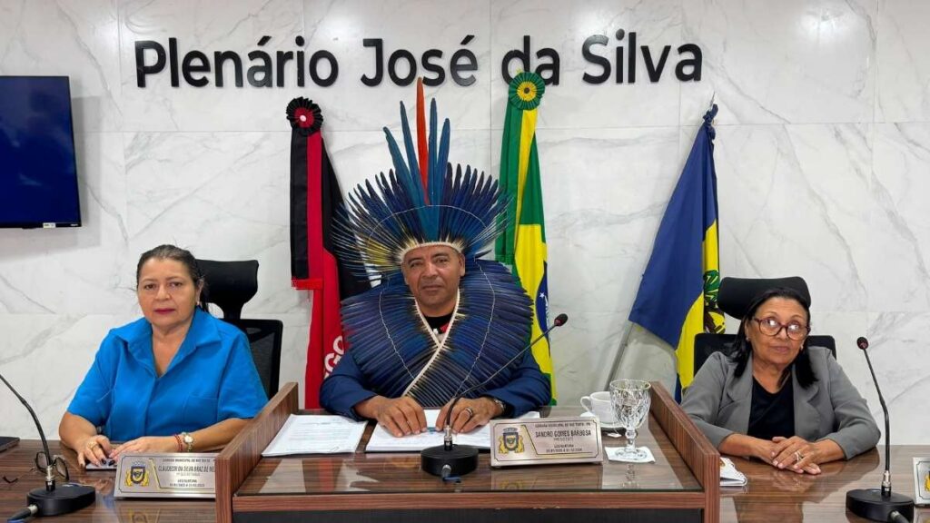 Mesa Diretora da Câmara Municipal de Rio Tinto — Foto: Divulgação