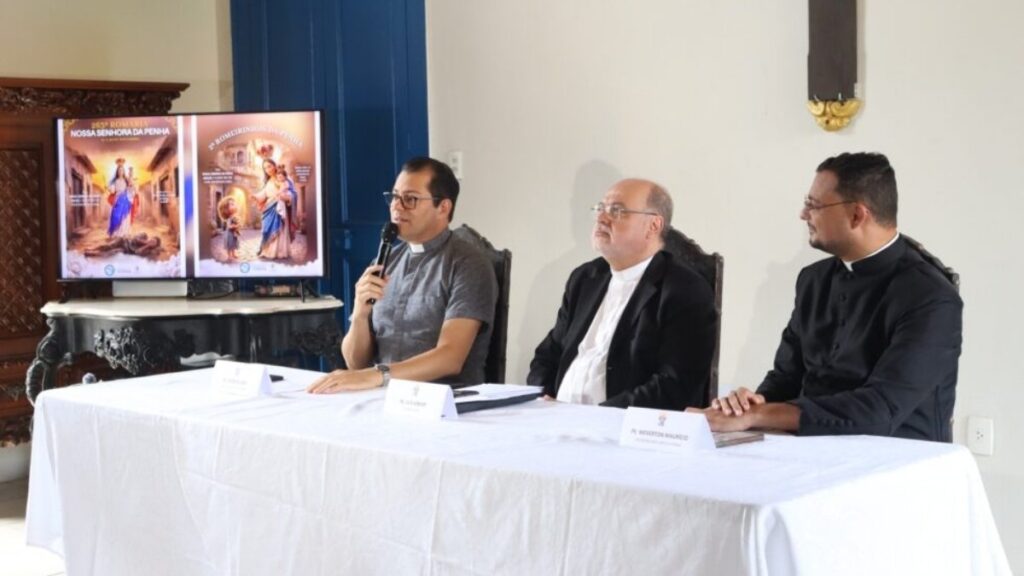 Coletiva de Imprensa, na Cúria Metropolitana — Foto: Divulgação