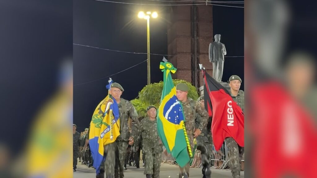 A abertura da Semana da Pátria foi organizada pela Secretaria Municipal de Educação, em parceria com o Exército Brasileiro. — Foto: Reprodução