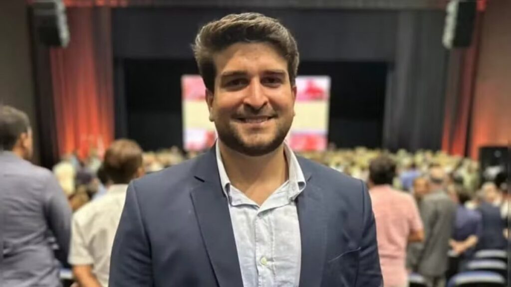 Arthur Vieira Carneiro, prefeito de Riacho dos Cavalos — Foto: Reprodução/Redes Sociais